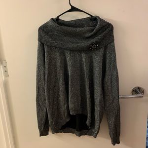 Cowl neck Sweater with broach